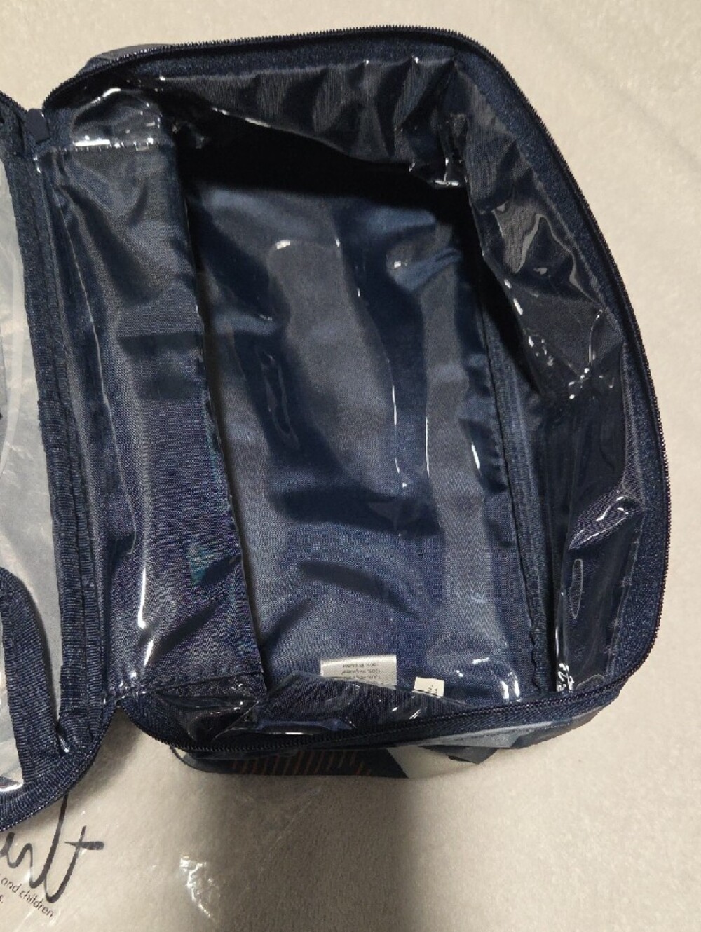 thirty-one Navy Zippered Glamour Case - Picture 5 of 7
